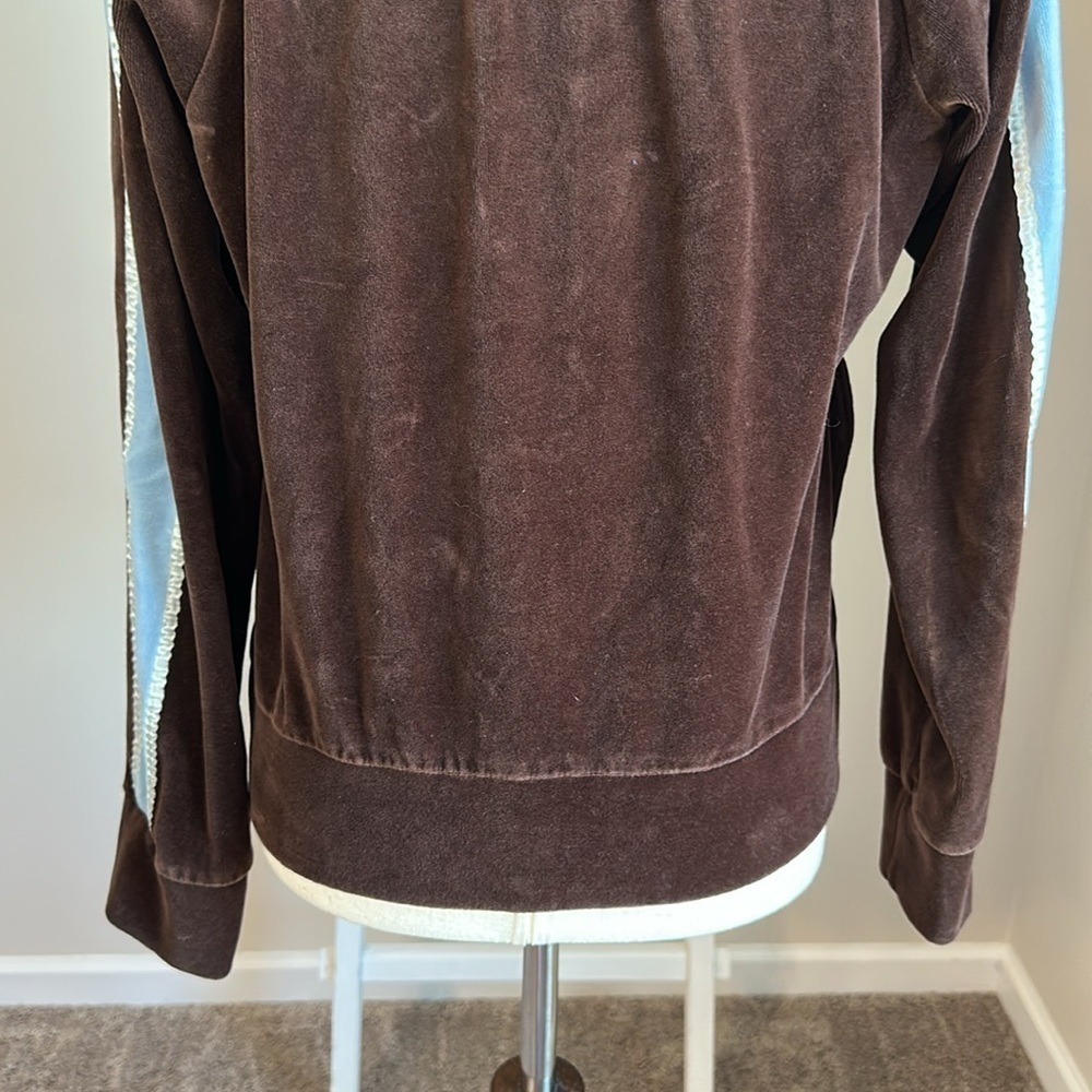 N.Y.L. Chocolate Brown Velour Hoodie with Blue Striping on Arms Size Medium GUC - Picture 11 of 17